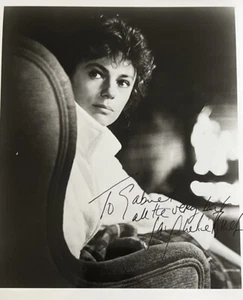Jacqueline Bisset 8x10 Hand Signed Autograph JSA COA - Picture 1 of 5