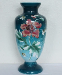 DEKORATIVE ALTE OPALINGLASVASE MIT BLUMENBEMALUNG #12061 - Bild 1 von 7