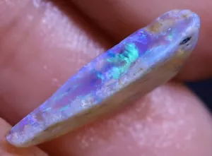 2.77 carats Lightning Ridge Crystal Opal Rough - Picture 1 of 2
