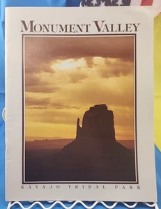 Monument Valley Navajo Stammespark Broschüre SCHNELLER KOSTENLOSER VERSAND!! - Bild 1 von 4