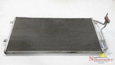 Condensador CA 2005 Cadillac Deville - Imagem 1 de 4