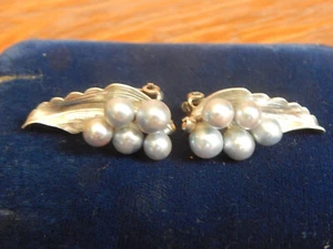 Pendientes de clip vintage de plata de ley con perlas azul claro hawaianas Mings - Imagen 1 de 16