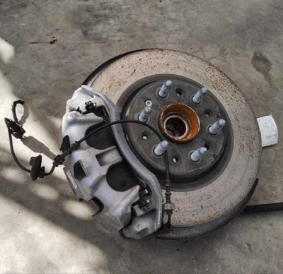 2019-2022 Chevrolet Blazer Front Left LH Hand Driver Spindle Knuckle Assembly - Image 1 of 4