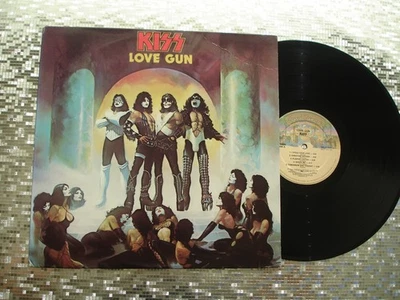 KISS ~ Love Gun ~ Vintage 1983 Polygram Misprint Reissue LP Casablanca NBLP 7057 - Image 1 of 4