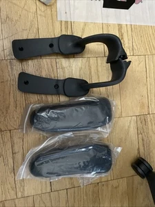 Reposabrazos giratorios Herman Miller Aeron clásicos ajustables con almohadillas - Imagen 1 de 6