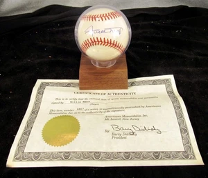 SIGNED WILLIE MAYS ROWLING BASEBALL WITH COA - SIGNED BASEBALL HAS W (EZS002633) - Picture 1 of 8