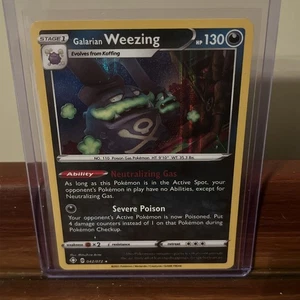 Holograma Galarian Weezing 042/072 raro casi nuevo Shining Fates - Juego de cartas coleccionables Pokémon - Imagen 1 de 2