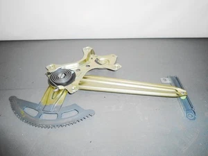 1990,1991,1992,1993,1994,LEXUS LS400 LEFT REAR REGULATOR W/O MOTOR - Foto 1 di 5
