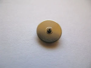 JAEGER LE COULTRE 832 BARREL+LID+ARBOR PART 180 - Picture 1 of 2