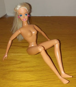 Vintage 1993 Articulated Jointed Gymnast Barbie Twist n Turn Flat Feet Doll - Bild 1 von 9