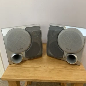 Altavoz de estantería Grundig 8 ohmios X 2 - Imagen 1 de 7