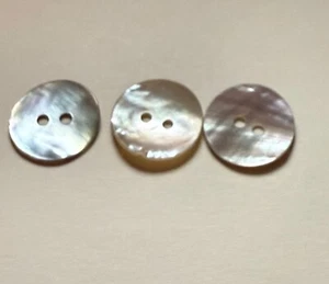 Lot 3 Vintage Small Concave Delicate abalone Shell Iridescent Buttons 1/2” - Picture 1 of 6