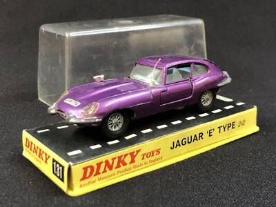 Dinky Toys Jaguar E Tipo 2+2 Púrpura 1:43 Ref. 131 coche fundido a presión Foto 1 de 4