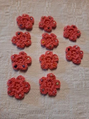 10 Häkelblumen - Applikationen, Aufnäher, 100 % Baumwolle, mit Perlen, E pink - Bild 1 von 2