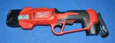 Milwaukee 2534-20 M12 Brushless Pruning Shears w/ Battery - Image 1 of 3