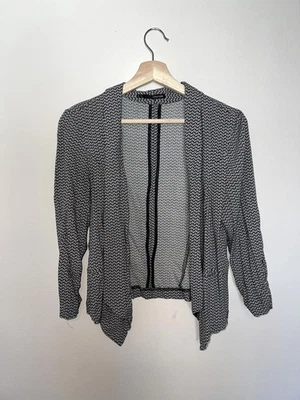 Blazer ligero estampado blanco y negro Maurices M (191) Foto 1 de 3