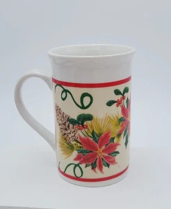 Royal Norfolk Poinsetta Christmas mug - Picture 1 of 5