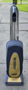 Aspiradora vertical ligera Oreck XL Element U3800 amarilla/gris funciona maravillosamente - Imagen 1 de 5