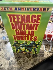 NECA Teenage Mutant Ninja Turtles 1990 Movie 35th Anniversary Figurenset - Bild 1 von 5