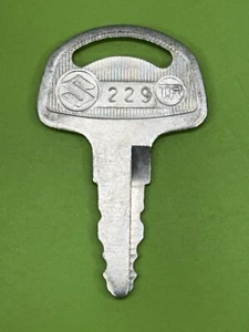 229 - Suzuki Pre Cut Key GS750 GS1000 GT750 TS400 T500 GT550 TC305 RE5 R5 GT500 - Picture 1 of 1