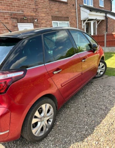 2013 Citroen C4 Picasso 1.6 HDi Platinum, 1 Previous owner , 125k miles - Picture 1 of 10