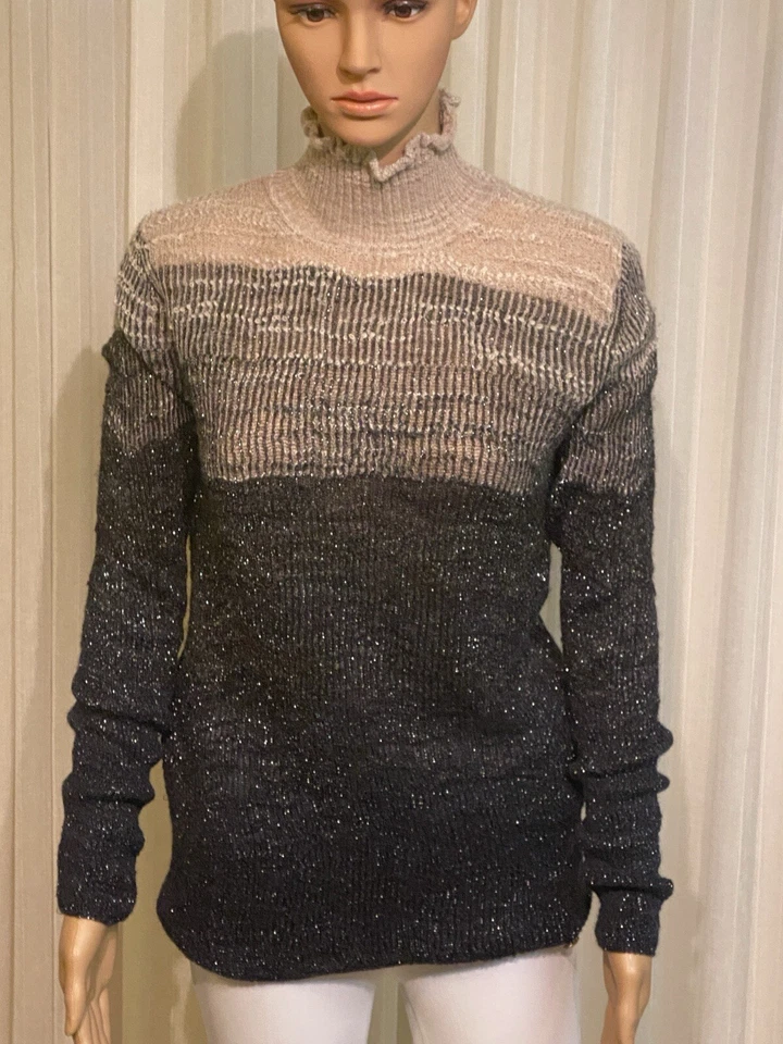 CHANEL Shimmering Alpaca Ombré Turtleneck Sweater Cream to Navy 38 France - Image 1 of 4