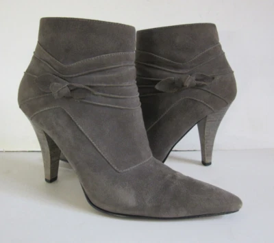 Sam & Libby GRIS GAMUZA Cuero PHILIPA Botines con Tacones Puntiagudos Talla 5.5 M Foto 1 de 4