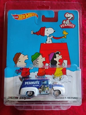 2015 Hot Wheels Pop Culture PEANUTS '56 Ford F-100 Panel In Protector HTF - Image 1 of 4