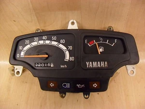 RELOJ MEDIDOR COMBUSTIBLE VELOCÍMETRO YAMAHA CV80 BELUGA KPH - Imagen 1 de 1
