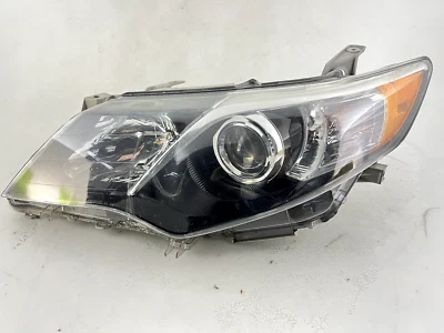 OEM | 2012 - 2014 Toyota Camry Halogen Headlight (Left/Driver) Foto 1 de 4