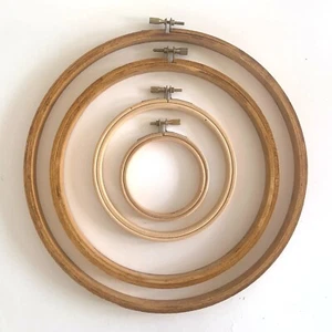 Lot Of 4 Vintage Wood Round Embroidery Hoops 3" 5" 8" & 10" Made In Taiwan - Picture 1 of 2