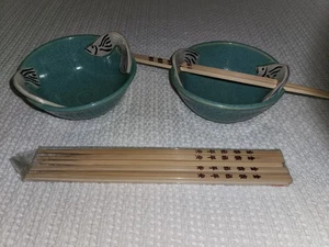 2 handmade Pottery ramen bowls, fish details, chopstick holders - Picture 1 of 4