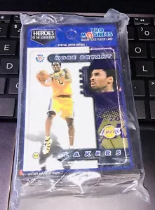 Paquete de 12 imanes Crown Pro 1997-98 sellados Kobe Bryant Mags héroes grado listo - Imagen 1 de 3