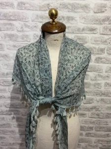 Green gypsy style scarf tasselled ditsy shawl boho triangular S629 - Picture 1 of 7