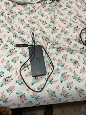 Estación de acoplamiento universal Dell D6000 - negra Foto 1 de 4