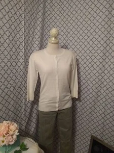 Basic round neck cardigan - Picture 1 of 1
