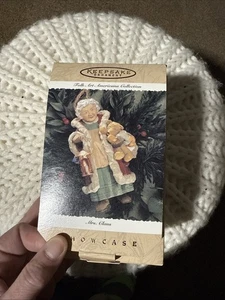 Hallmark Keepsake Ornament Showcase Mrs Clause 1996 - Bild 1 von 7