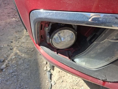 Conjunto de luces antiniebla usadas se adapta a: Mitsubishi Outlander 2018 deportivo haloge de conducción antiniebla Foto 1 de 4