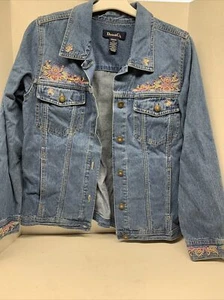 Vinrage Denim & Co Women's Denim Jacket Size Med Embroidered  Beads Vtg - Picture 1 of 13