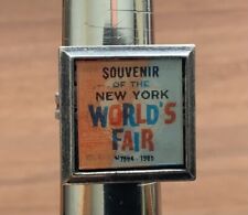 1964-65 NEW YORK WORLD's FAIR SOUVENIR RING Square Motion Design