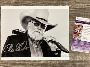 (SSG) Rare CHARLIE DANIELS Legendary Country Singer Signed 10X8 Photo - JSA COA - Picture 1 of 5
