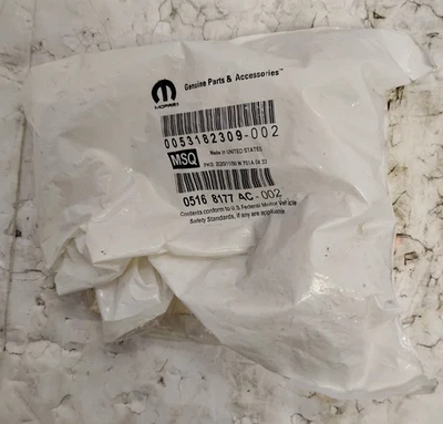 Para-choque de braço de controle dianteiro fabricante de equipamento original Jeep Grand Cherokee 05168177AC - Imagem 1 de 4