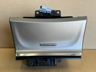 Cinzeiro console central Jeep Grand Cherokee caixa de armazenamento prata 2014-2021 - Imagem 1 de 3