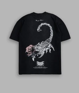 Darc Sport SCORPION ROSE "PREMIUM" OVERSIZED TEE IN BLACK SPINE SUN FADE Graphic - Picture 1 of 4