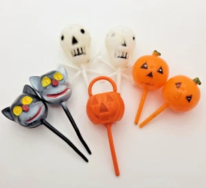 7 Halloween Cat Skull Pumpkin Pail Cake Cupcake Blow Mold Picks Hong Kong vtg - Picture 1 of 16