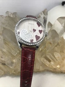Girls Boyfriend Fossil Large Dial Hearts Bling Watch With New Battery - Picture 1 of 7