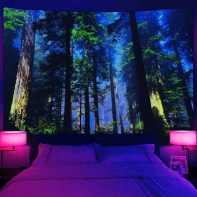 Arte de pared grande bosque de pinos póster luz negra tapiz reactivo UV colgante de pared Foto 1 de 4