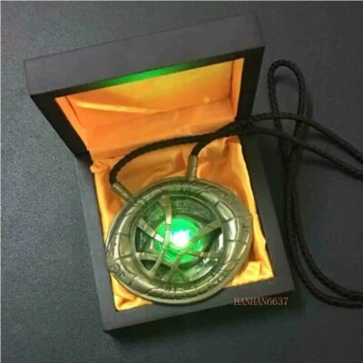 1:1 Doctor Strange Eye of Agamotto Necklace Illuminated Wearable Metal Toy Gifts - Image 1 of 4