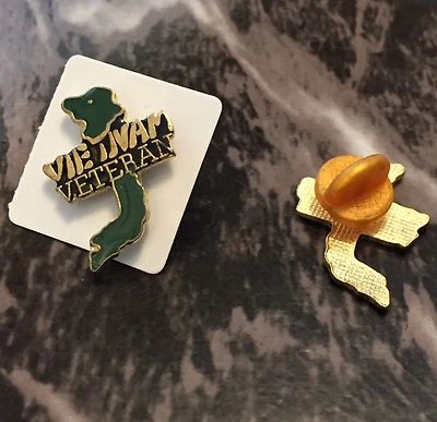 NUEVO SOMBRERO ESMALTE LATÓN PIN SOLAPA PIN TAC ESPALDA VIETNAM VETERANO MOTOCICLISTA Foto 1 de 2
