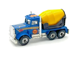Matchbox MB19 1981 Peterbilt Cement Company Cement Mixer Mint in PVC Box - Picture 1 of 6